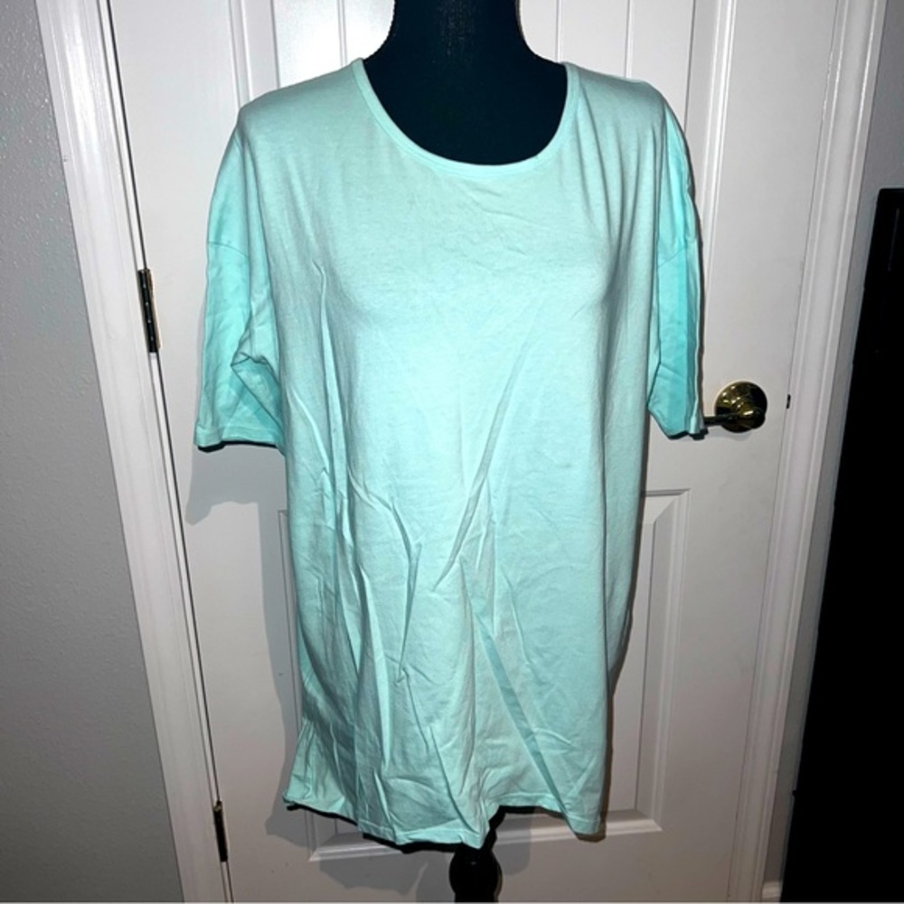 Lularoe - Irma Tunic - Size Small - 95% Rayon 5% Spandex